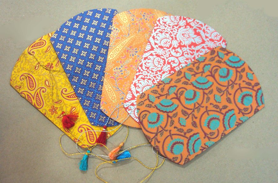 Coll. Pouch, Packaging