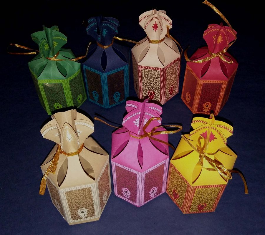 Kandil (Hmp), Packaging